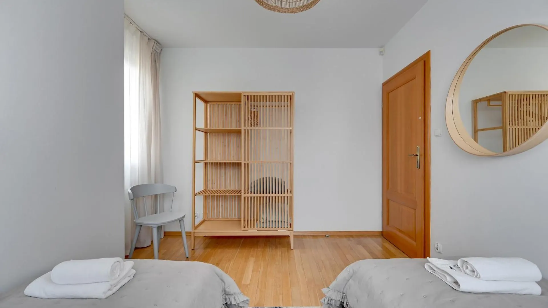 Lion Apartments - Amalfi Quiet Family 3 Bedr Apartment Sopot Polen